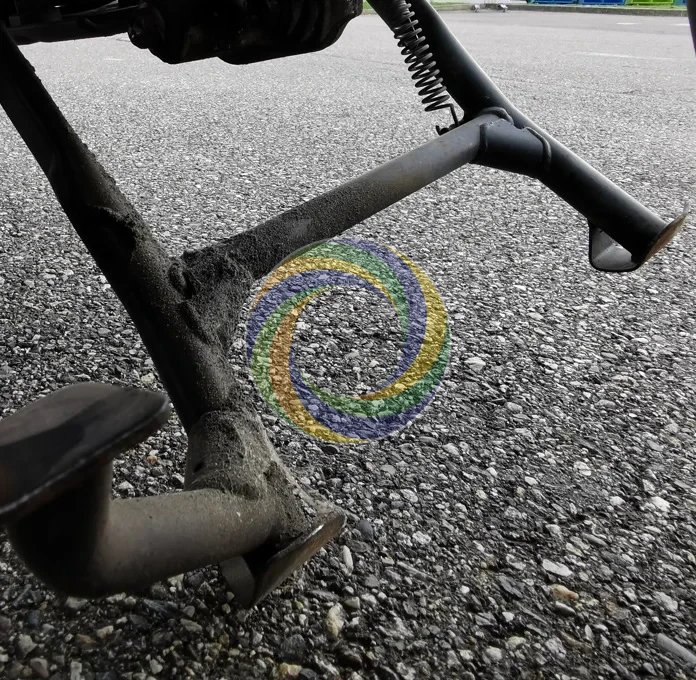 01-NETTOYAGE CALE MOTO AVANT