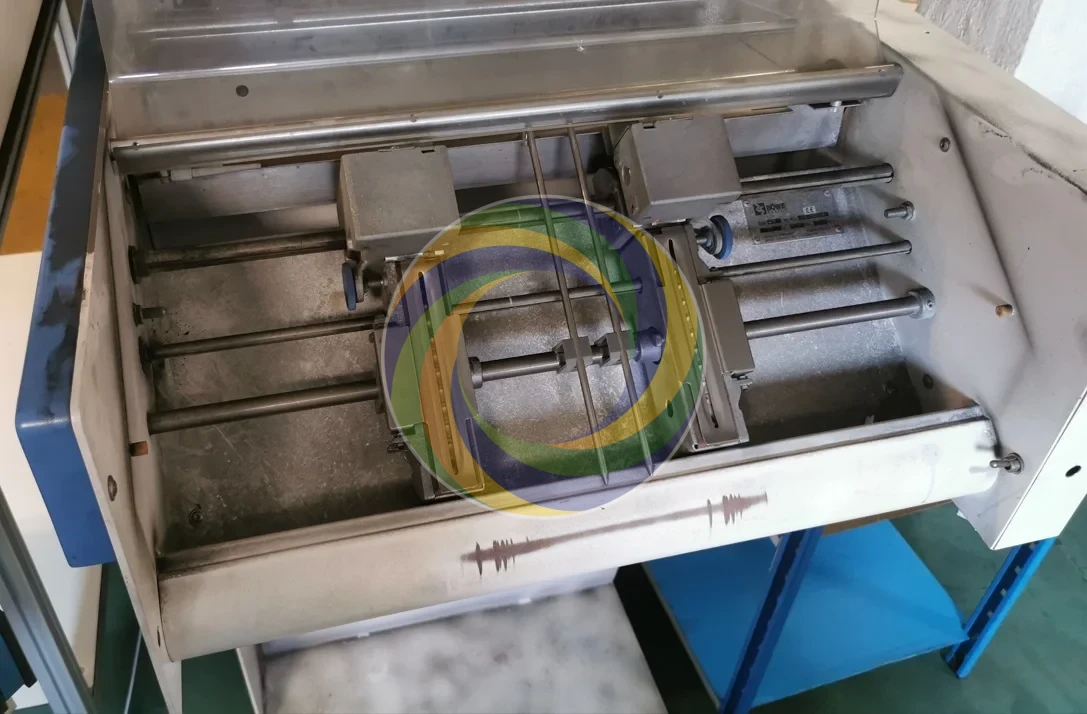 01-NETTOYAGE MACHINE Aligneur de Ligne AVANT