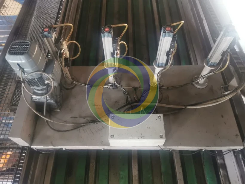 02 – Ensemble de moteurs avec GRAISSE