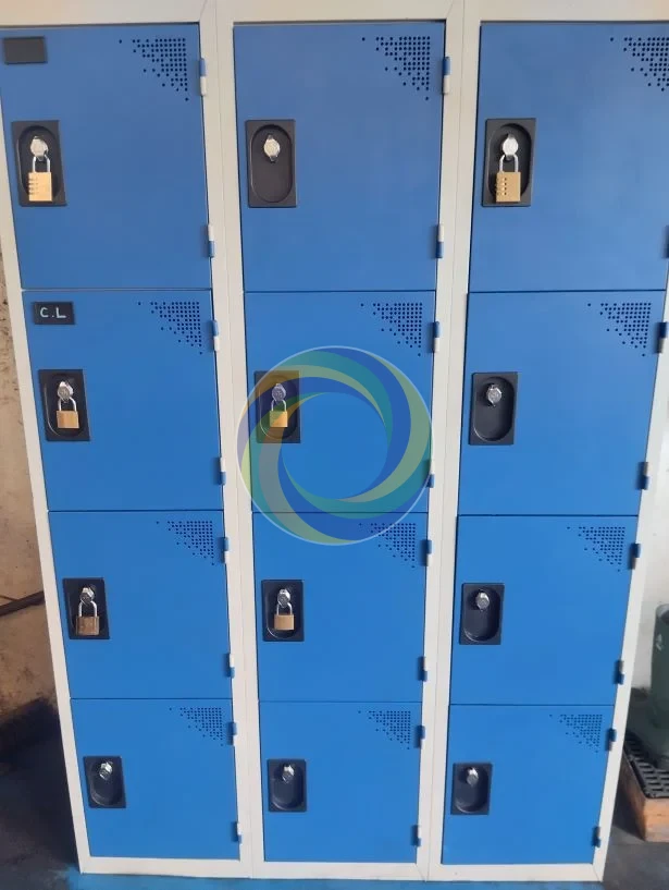 02- GRAISSE sur CASIERS