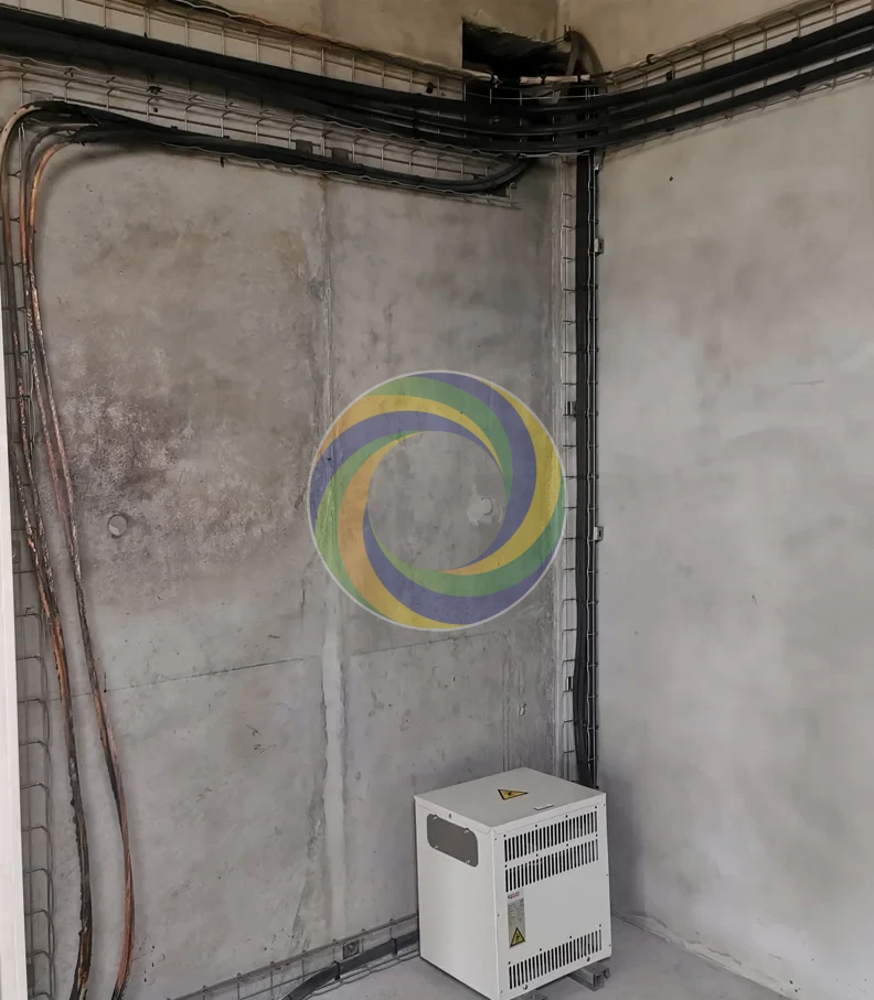 02-Nettoyage Complet Cabine Haute Tension Angle Suie