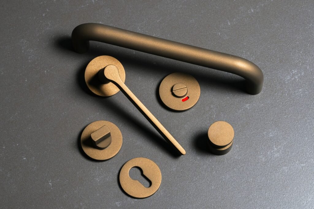 C 148 BURNT BRONZE